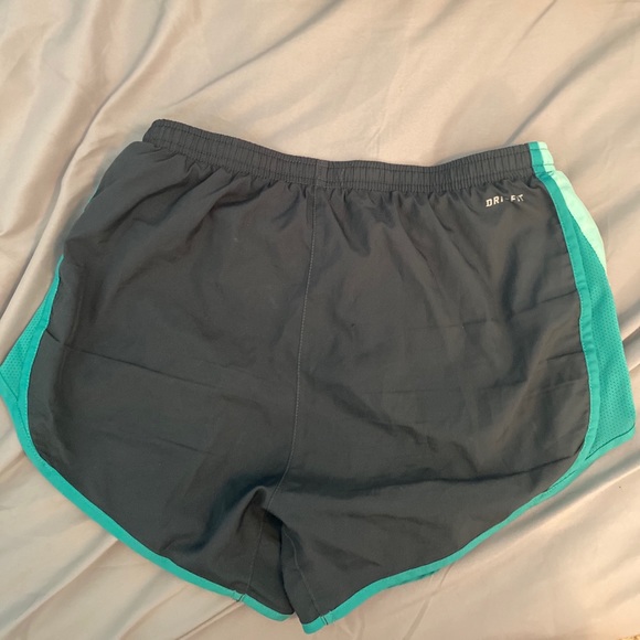 NIKE BLUE/GREEN RUNNING SHORTS - Picture 3 of 3